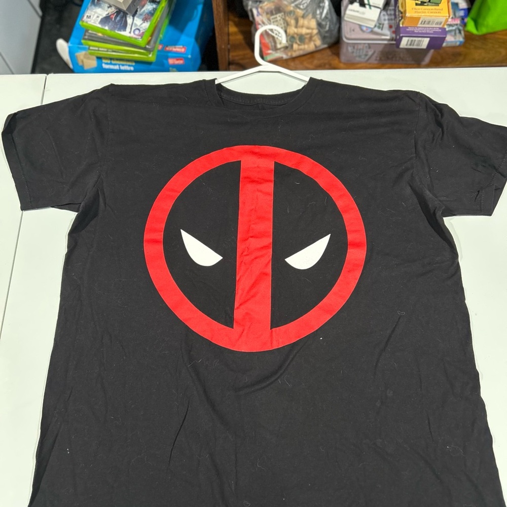 Marvel Deadpool logo T-shirt, XL
